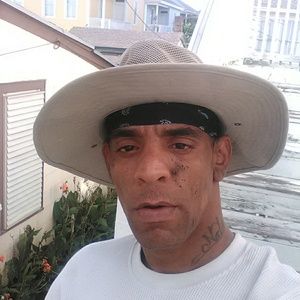 Meet your Posher, Perry